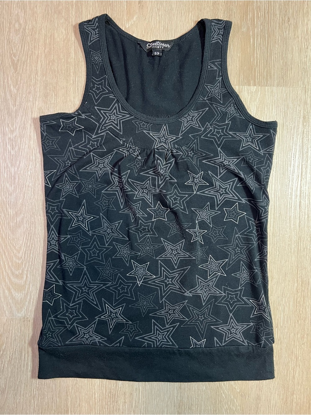 Y2K Retro Black Star-Print Tank Top